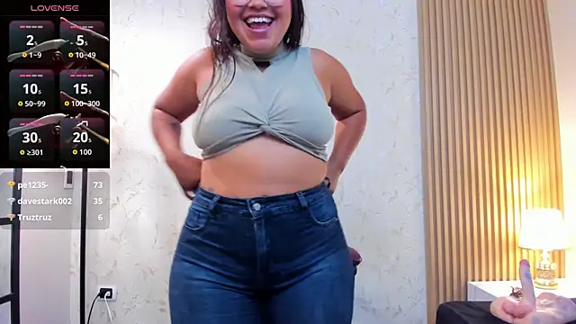 sophiahart online show from May 2026 06:09:01 PM