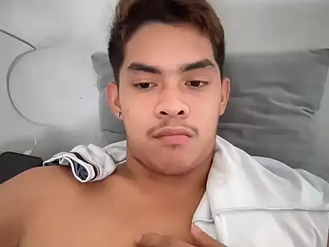 yourhotasian jhonpol16 online show from June 2026 12:46:02 AM