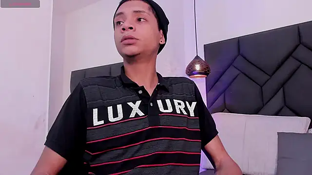 Axel marcus online show from April 2026 07:11:02 PM