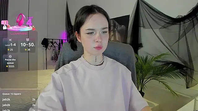 RisoSweet online show from May 2026 01:56:01 AM