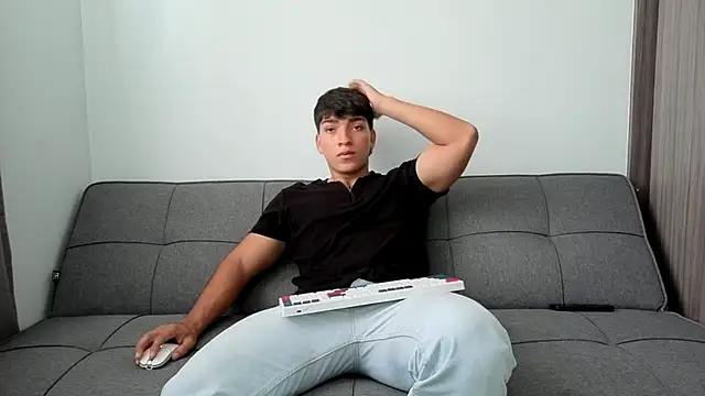 James silva1 online show from April 2026 04:41:01 PM