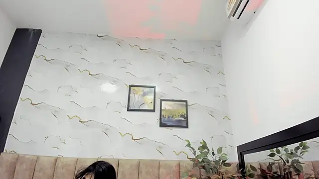 Candicewayne online show from May 2026 12:01:01 PM