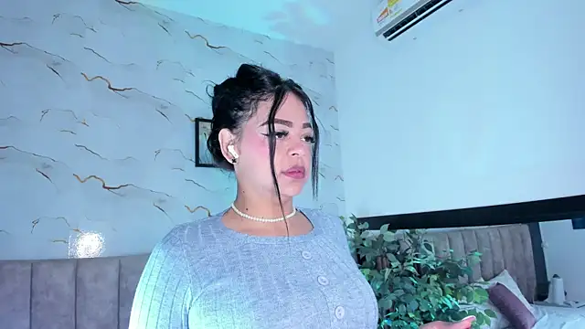 Candicewayne online show from June 2026 11:14:01 AM