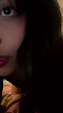 Snapshot of milakitti chatting on July 2026 06:17:01 AM milakitti online show from July 2026 06:17:01 AM