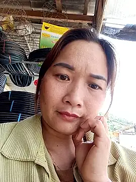 Snapshot of -Hanchu- chatting on April 2026 02:40:02 AM -Hanchu- online show from April 2026 02:40:02 AM