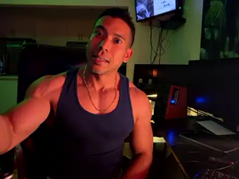 Snapshot of smoothripz chatting on April 2026 03:45:01 AM smoothripz online show from April 2026 03:45:01 AM