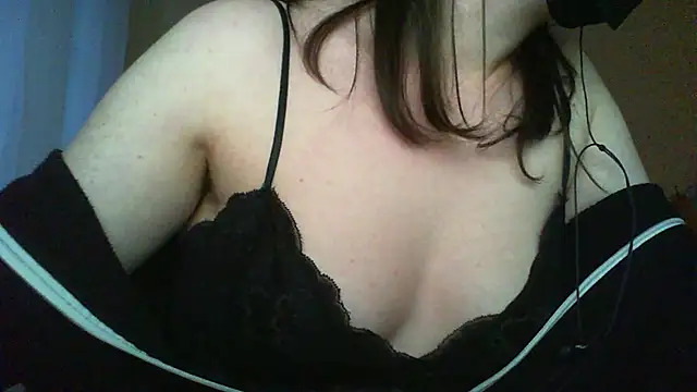 MeowXoXoX online show from April 2026 05:51:01 PM