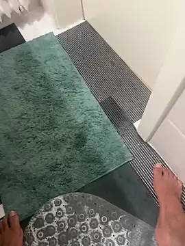 ankitmishra22 online show from April 2026 10:27:01 PM