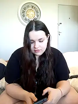 estrell4 online show from August 2026 01:57:02 PM
