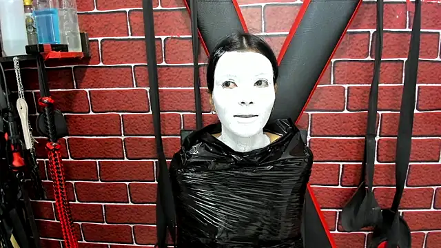 BDSM FETISHESS online show from April 2026 05:30:01 PM
