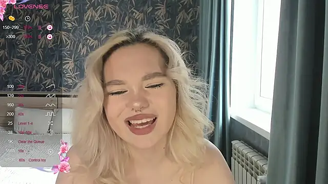 Snapshot of Anna_Delon chatting on April 2026 11:19:02 AM Anna Delon online show from April 2026 11:19:02 AM
