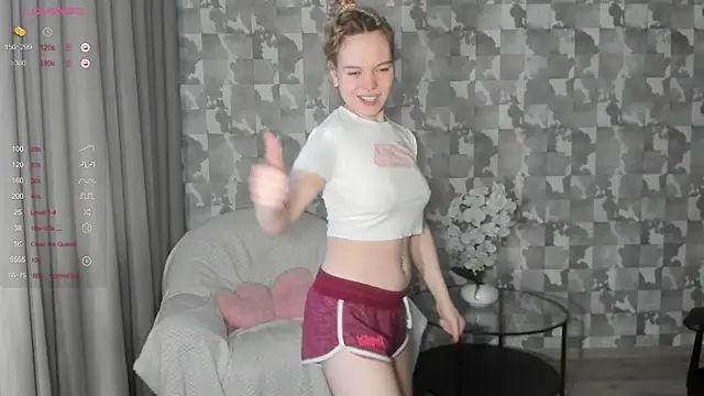 Snapshot of Anna_Delon chatting on May 2026 04:36:02 PM Anna Delon online show from May 2026 04:36:02 PM