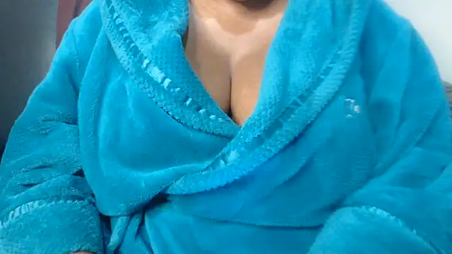 Snapshot of BustyNina41 chatting on July 2026 08:44:02 AM BustyNina41 online show from July 2026 08:44:02 AM