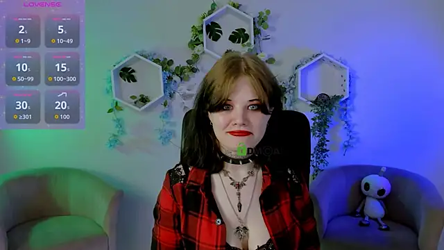 Snapshot of nikki_kiss_ chatting on July 2026 08:33:01 AM nikki kiss online show from July 2026 08:33:01 AM