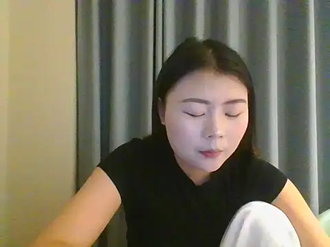 Snapshot of HJW2002 chatting on April 2026 09:48:01 AM HJW2002 online show from April 2026 09:48:01 AM