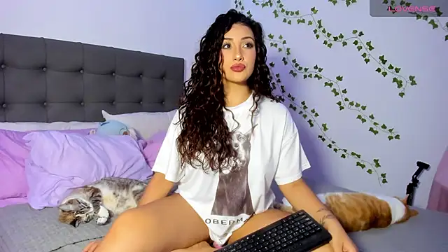 Charlotte james1 online show from July 2026 01:52:01 AM