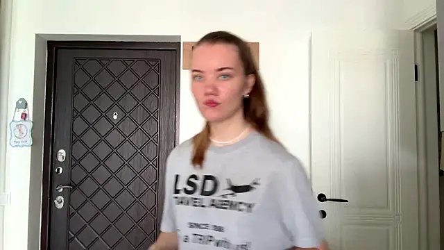 Snapshot of doana_bebriti chatting on June 2026 10:08:01 AM doana bebriti online show from June 2026 10:08:01 AM