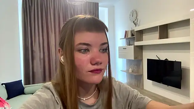 Snapshot of doana_bebriti chatting on July 2026 10:07:01 AM doana bebriti online show from July 2026 10:07:01 AM