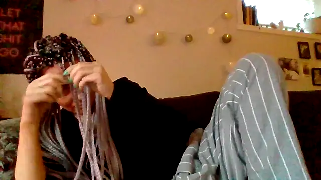 shyhornymommy online show from May 2026 01:57:02 AM