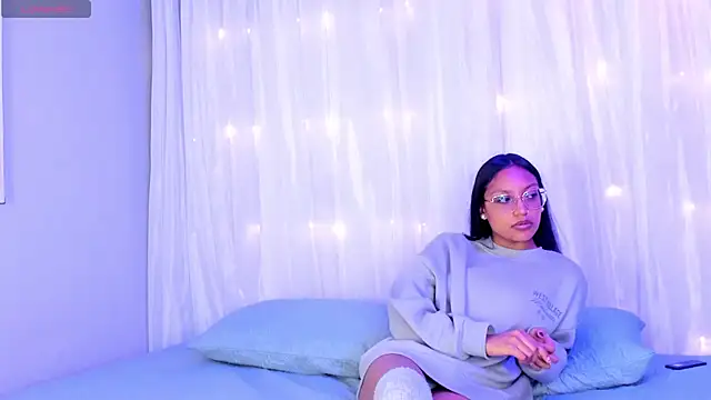 Snapshot of miel_ambar chatting on April 2026 01:29:02 PM miel ambar online show from April 2026 01:29:02 PM