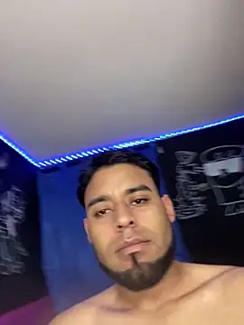 velaz0120 online show from April 2026 10:56:02 PM