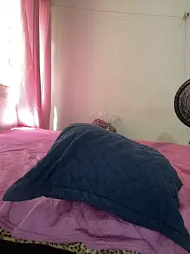 BabyDiferenciada01 online show from April 2026 01:36:02 PM