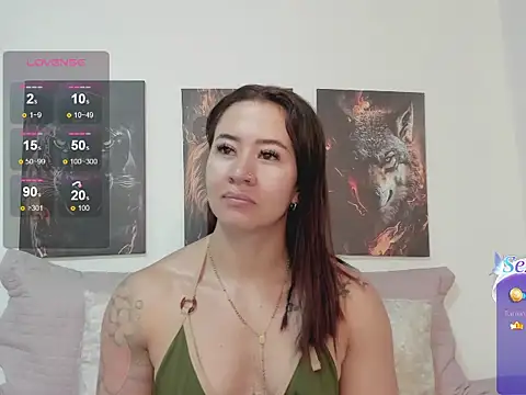 Snapshot of AngelMartinss chatting on June 2026 01:24:02 PM AngelMartinss online show from June 2026 01:24:02 PM