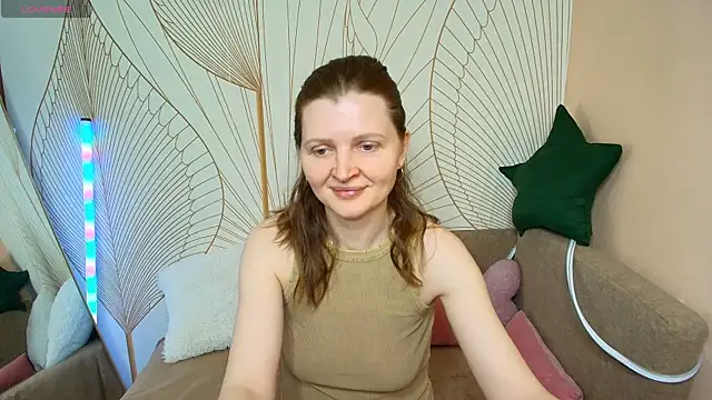 Liza  Evans online show from May 2026 02:07:02 AM
