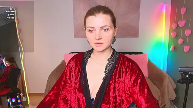 Liza  Evans online show from July 2026 01:56:02 AM