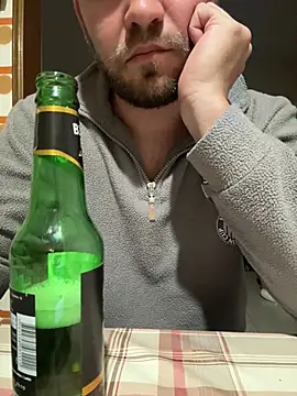 sKizzo69  online show from April 2026 08:56:01 PM