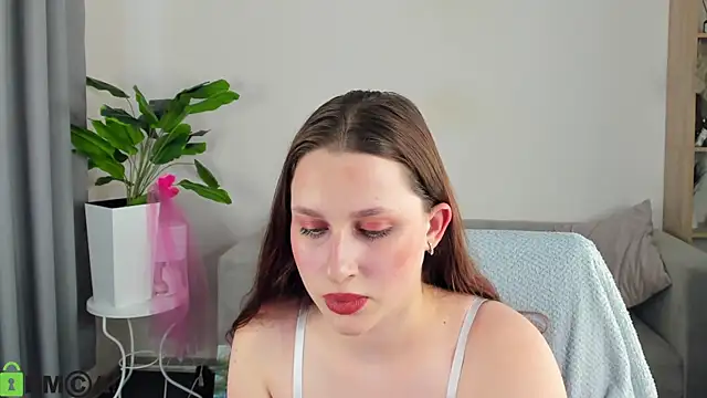 Talia Vire online show from May 2026 10:01:02 AM