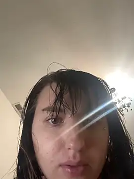 Courtneysinclair online show from April 2026 04:13:01 PM