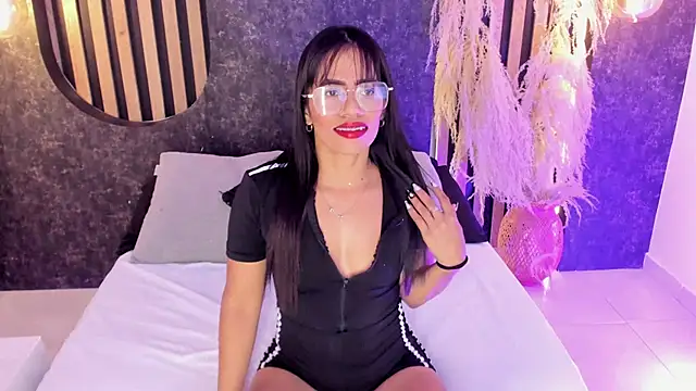 CatalinaRey online show from May 2026 11:05:01 AM
