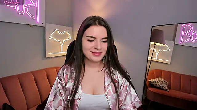 AliceLiador  online show from May 2026 02:33:02 PM
