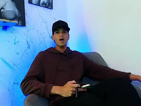 Snapshot of Gabriiel_maddox chatting on April 2026 02:40:02 PM Gabriiel maddox online show from April 2026 02:40:02 PM