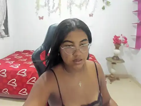 Snapshot of miasexi_hot11 chatting on May 2026 07:43:02 PM miasexi hot11 online show from May 2026 07:43:02 PM