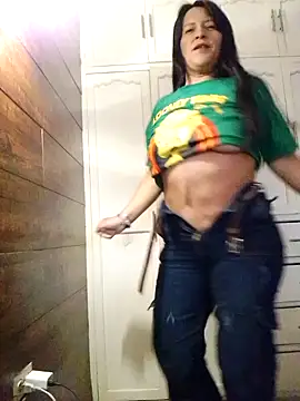 Gaby lulu online show from April 2026 09:28:01 PM
