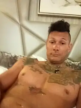 Daddyb00m online show from April 2026 02:23:02 PM