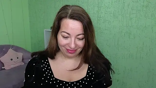 Snapshot of Zoe_Zephyr chatting on May 2026 05:23:01 AM Zoe Zephyr online show from May 2026 05:23:01 AM