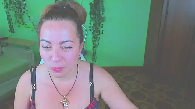 Zoe Zephyr online show from June 2026 06:18:02 AM
