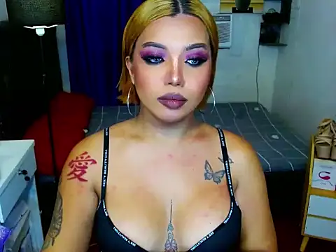 LovelyVictoriaTs online show from April 2026 07:58:02 PM