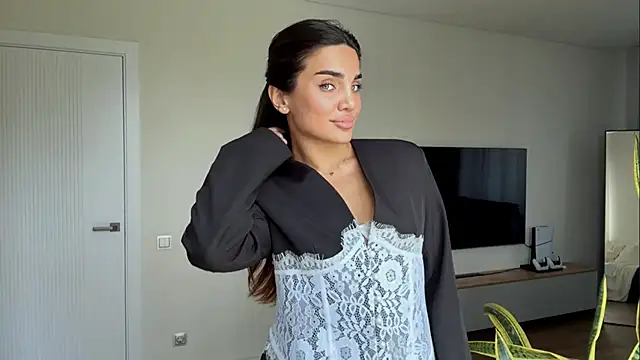 MelindaReny online show from May 2026 09:15:02 AM