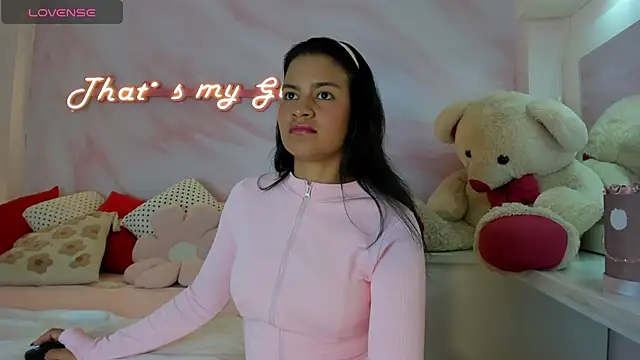 Marilyn Mulata online show from May 2026 09:45:01 PM