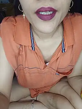 Snapshot of Sexy_Hena_69 chatting on July 2026 05:39:01 PM Sexy Hena 69 online show from July 2026 05:39:01 PM