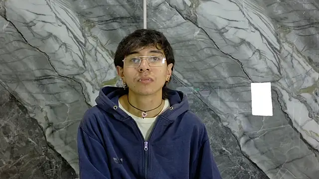 NoahWalker   online show from May 2026 11:07:02 AM