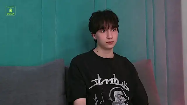 Finn Black online show from April 2026 07:27:02 PM