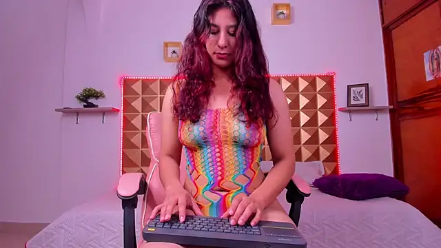 Naughty Kat  online show from April 2026 03:42:02 AM