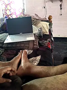 sandy-son online show from April 2026 05:19:01 AM