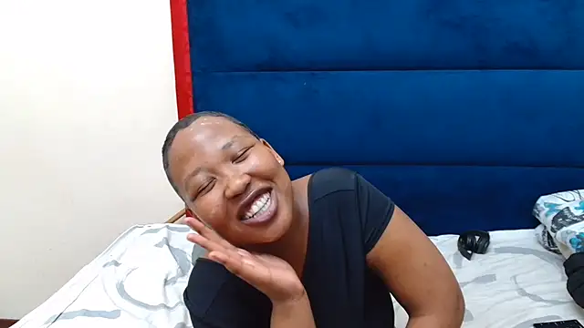 Snapshot of Lissa_288 chatting on May 2026 11:53:02 PM Lissa 288 online show from May 2026 11:53:02 PM