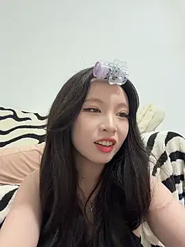 nide-baby online show from April 2026 12:42:01 PM